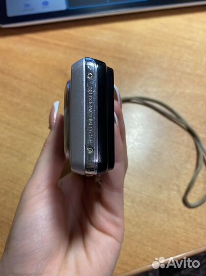 Компактный фотоаппарат