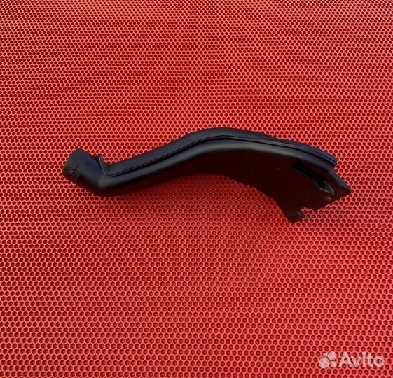 Воздухозаборник Mitsubishi Carisma рестайлинг