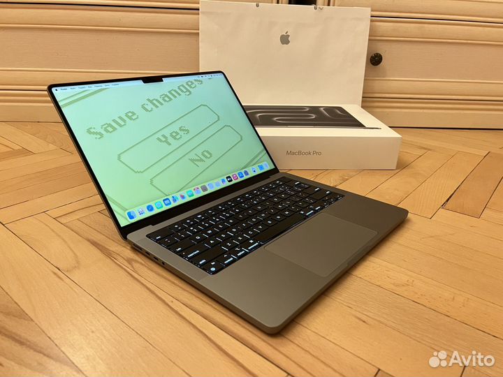 MacBook Pro 14 2023 M3 8Gb 512Gb Как новый