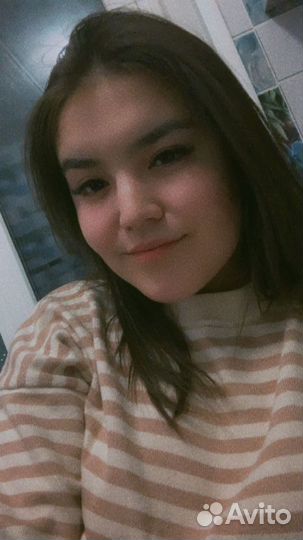 Старший продавец, товаровед магазина