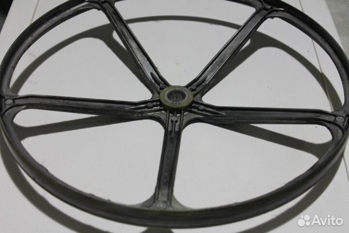 Шкив Веко 2801650100 бу. 3090