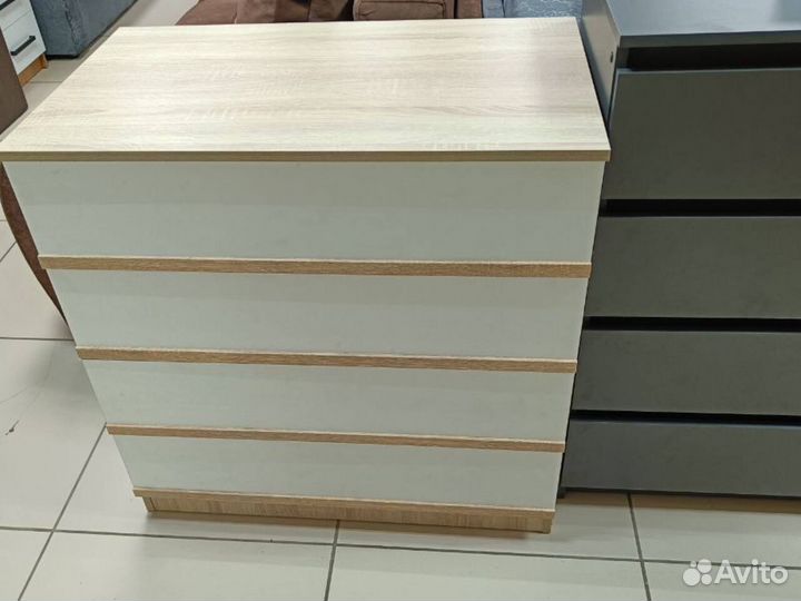 Тумба белая