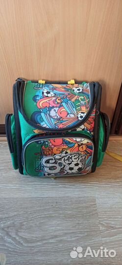 Рюкзак для младших школьников