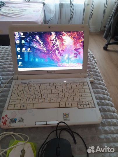 Ноутбук lenovo