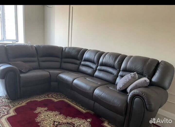 Угловой диван