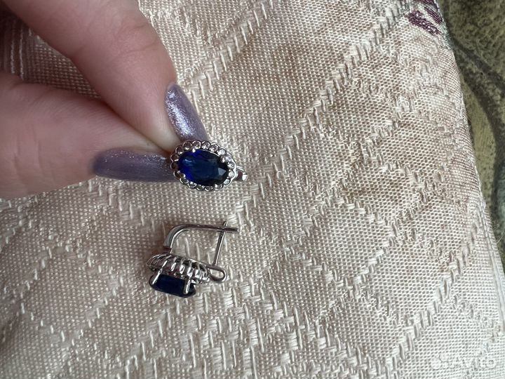 Серебряные серьги и кольцо