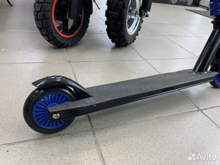Трюковой Самокат Urban Scooter