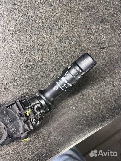 Подрулевой переключатель Kia Sorento XM