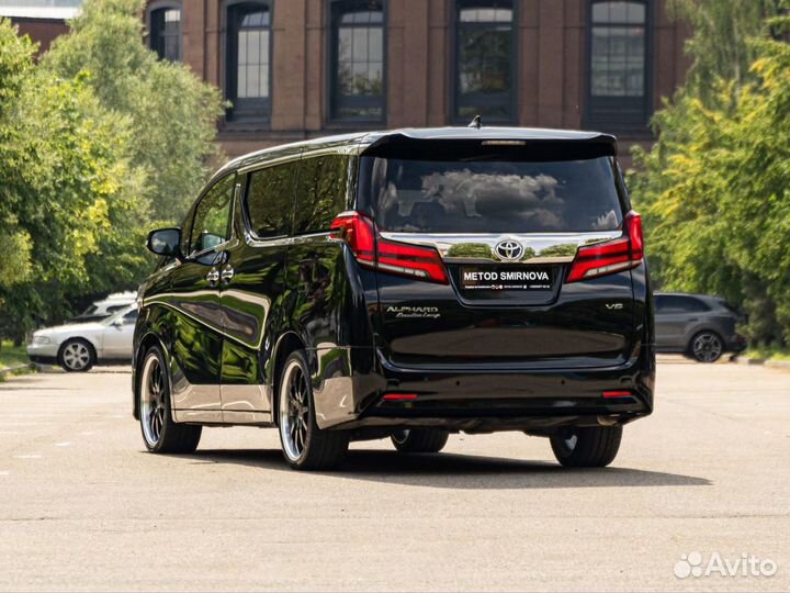 Toyota Alphard 3.5 AT, 2019, 64 000 км