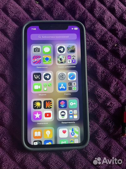 iPhone 11, 64 ГБ