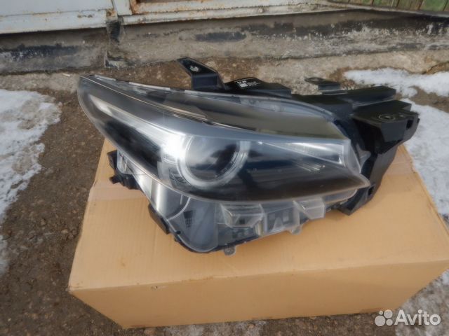 Фара правая Mazda CX-9 2021-2023