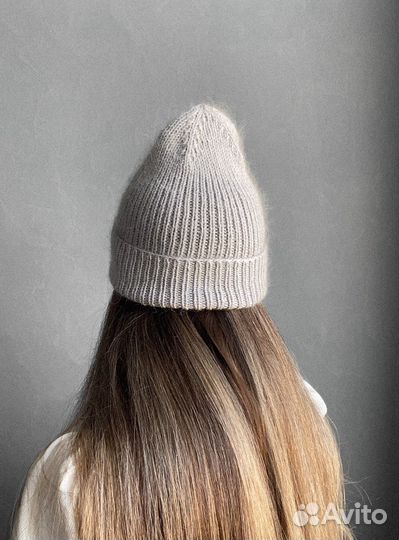 Шапка женская вязаная