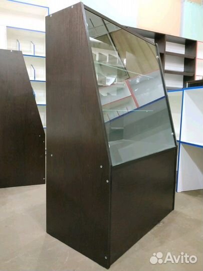 Торговый прилавок для магазина