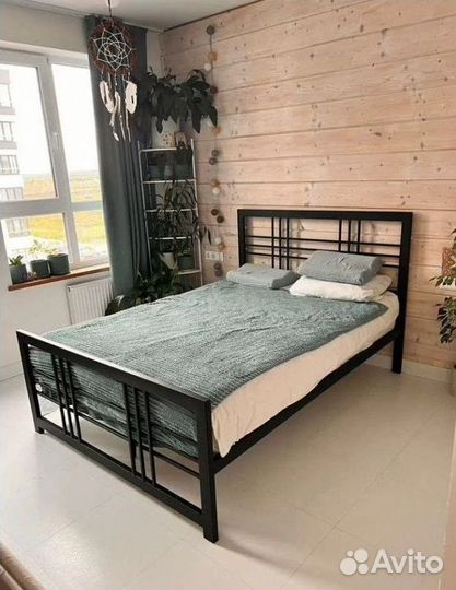 Дизайнерская кровать в стиле лофт