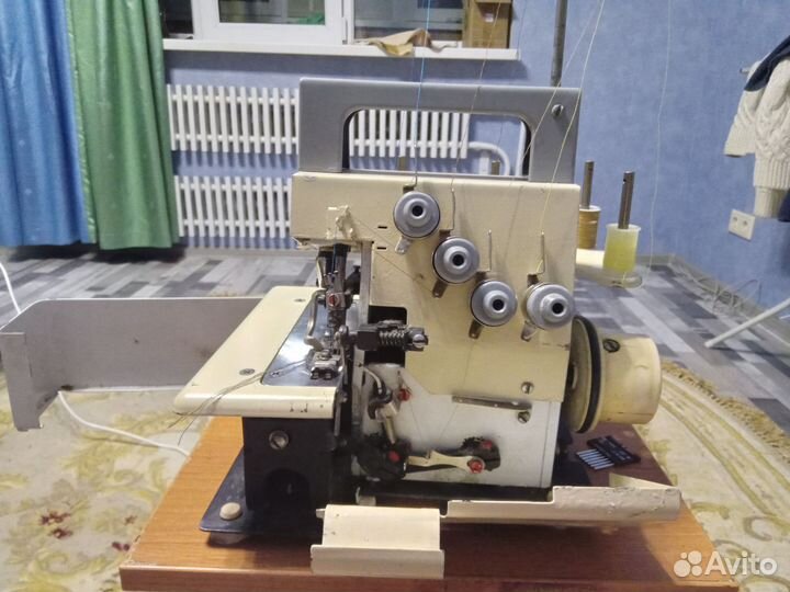 Оверлок для швейной машины прима