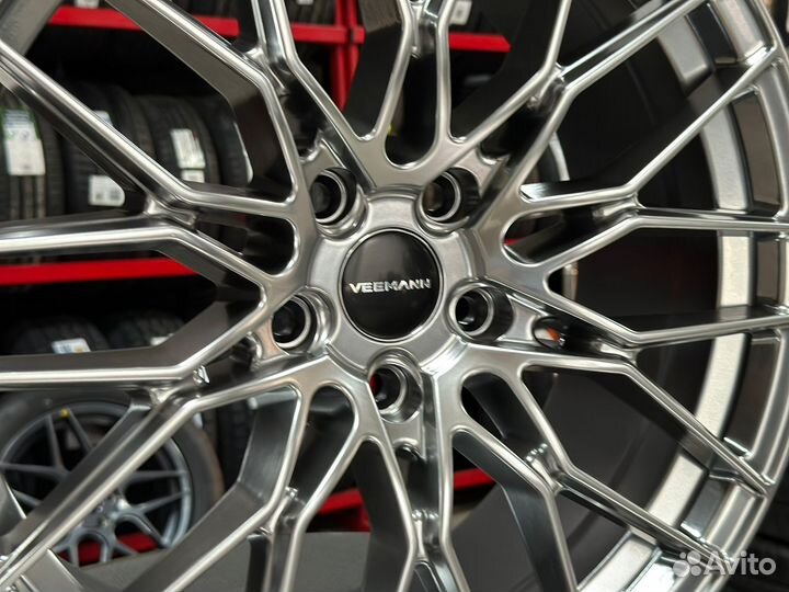 Комплект дисков R18 Hyundai новые