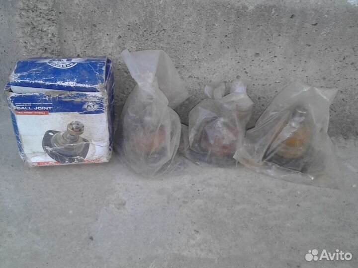 Комплект шаровых пальцев на Москвич М 412