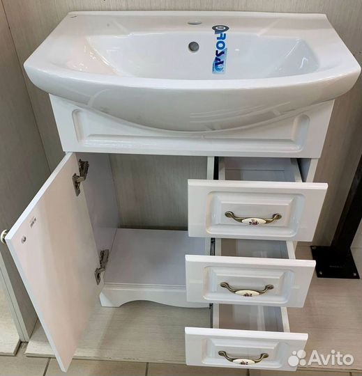 Тумба с раковиной