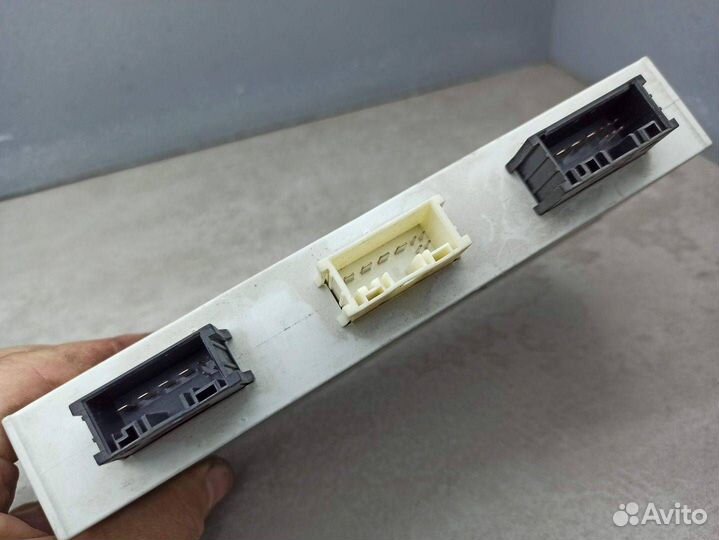 Блок управления крышкой багажника BMW X5 E70 рест