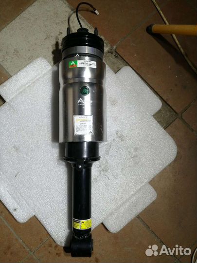 Пневмостойка передняя Land Rover Range Rover Sport