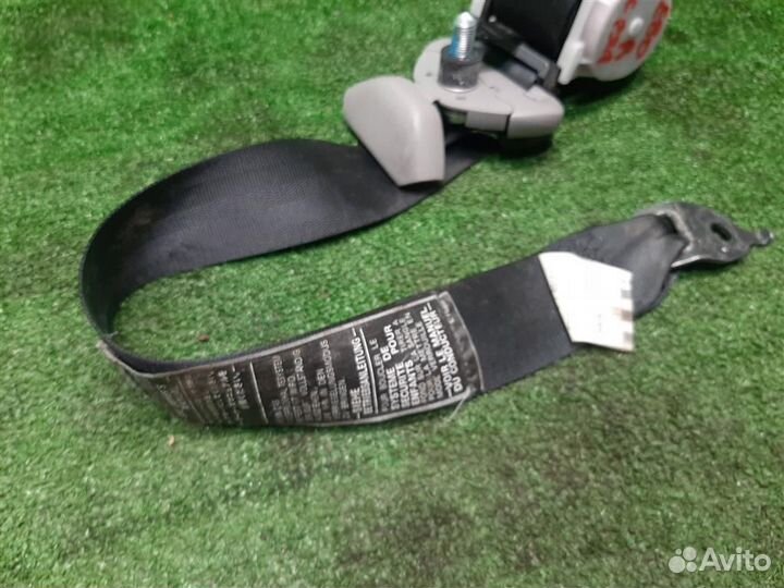 Ремень безопасности задний правый Mitsubishi Gran