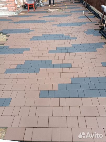 Укладка тротуарной плитки, брусчатки