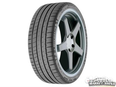 Michelin Pilot Super Sport 245/40 R18 97Y