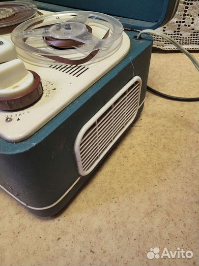 Магнитофон Бобинный 