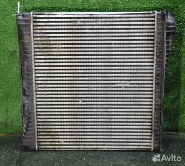 Интеркулер Land Rover Дискавери 4 3.0 TDV6