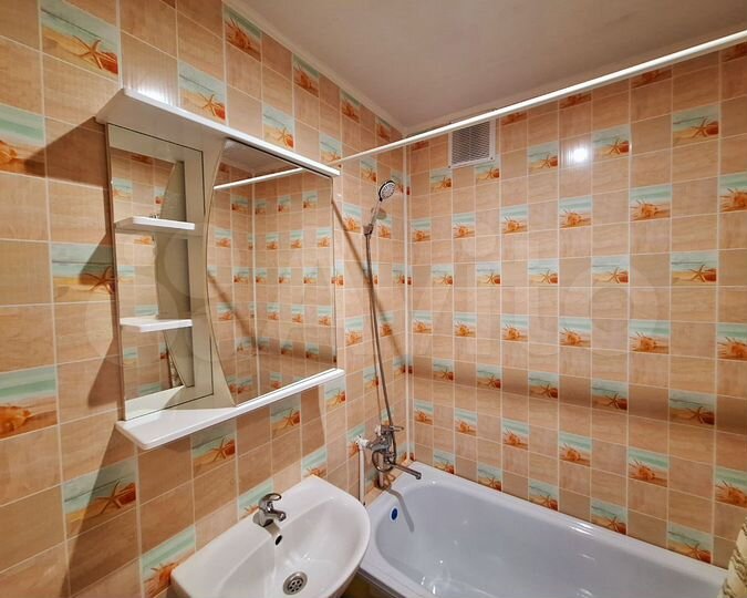 2-к. квартира, 45 м², 5/5 эт.