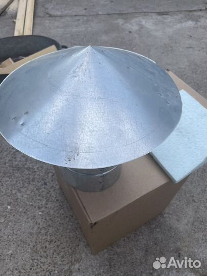 Зонт на дымоход с искрогасителем