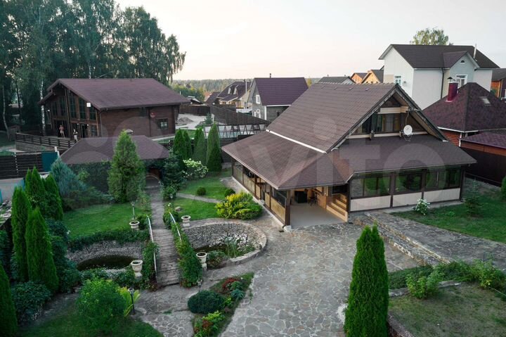 Коттедж 160 м² на участке 11 сот.