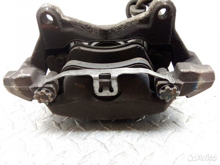 Суппорт передний левый Audi Allroad C7