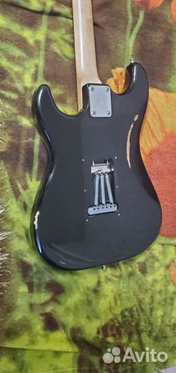 Электрогитара