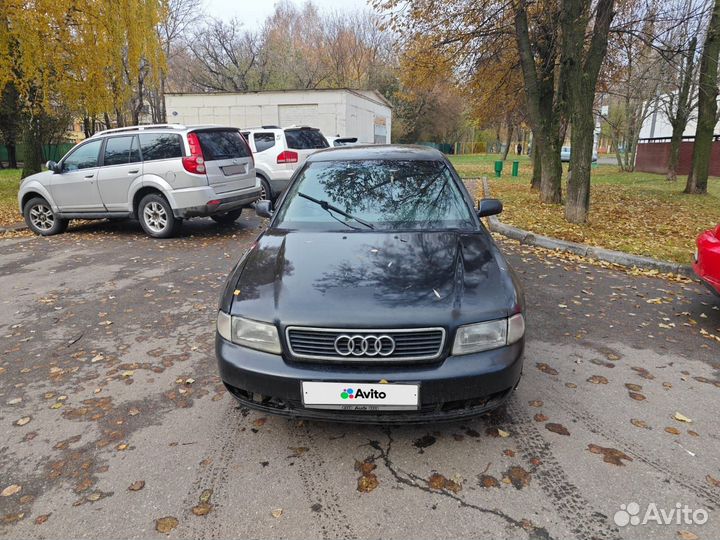 Audi A4 1.8 МТ, 1997, 300 000 км