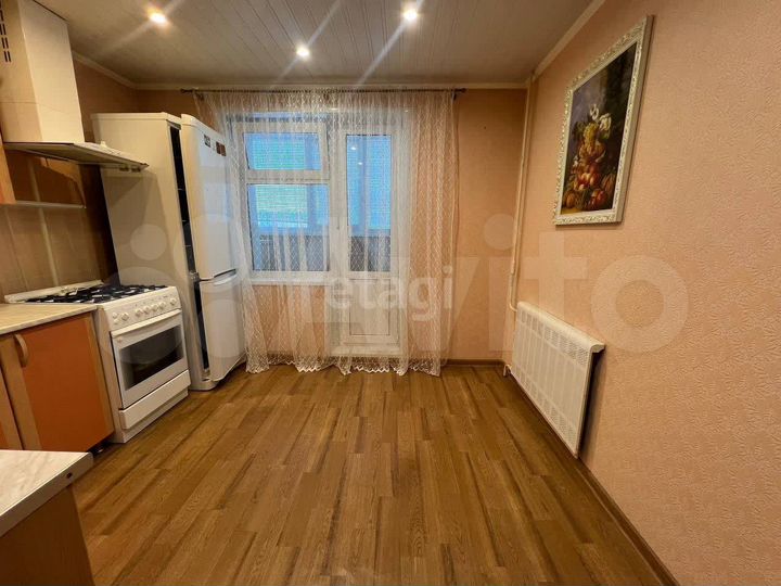 2-к. квартира, 56 м², 6/9 эт.