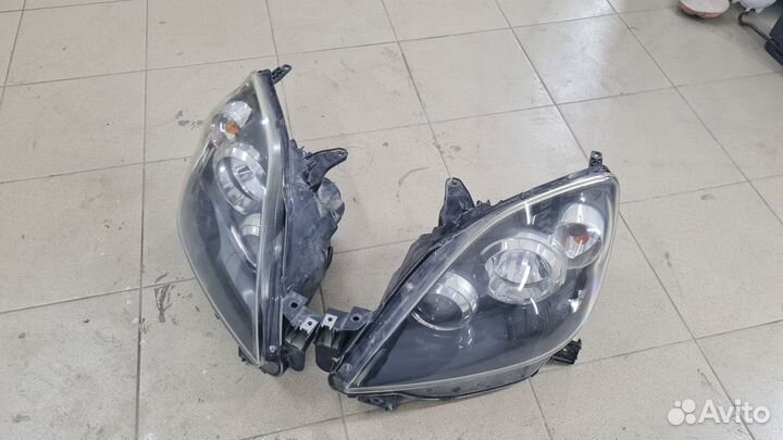 Фары mazda demio DY3W ксенон с 2005 по 2007г