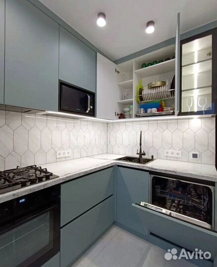 Кухня по индивидуальному заказу