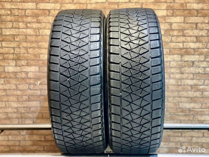 Bridgestone Blizzak DM-V2 225/60 R17