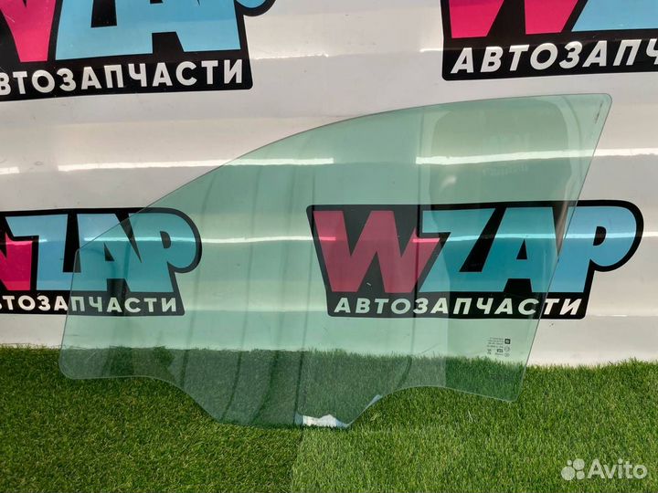 Стекло двери передней правой Buick Encore GX 2020
