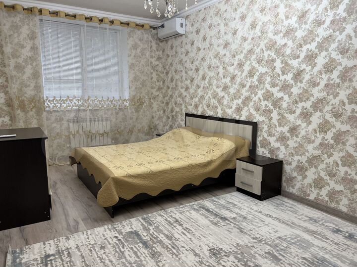 2-к. квартира, 85 м², 10/10 эт.