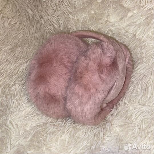 Подарок на Новый год теплые ушки