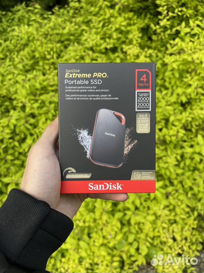 Sandisk 4TB Extreme PRO Portable SSD V2