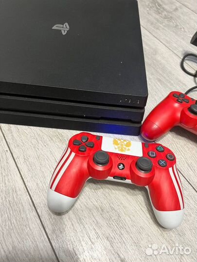 Sony playstation 4 Pro модель7208B 1Tb камера,2джо