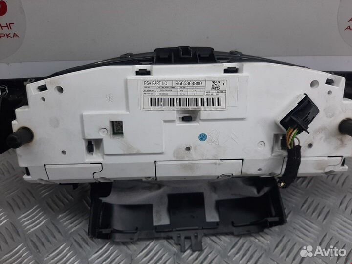 Панель для Peugeot-Citroen C5 2