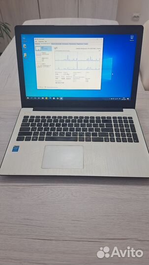 Ноутбук asus