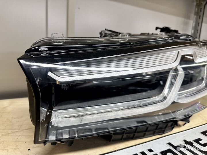 Фара передняя левая BMW G30 Adaptive LED lci