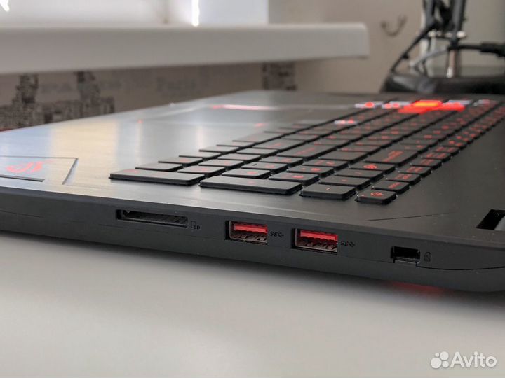 Asus ROG strix GL702VM (gtx1060 (6gb), i7)