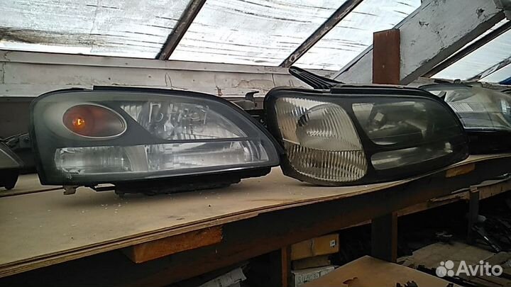 Фара Subaru Legacy BH5 1999