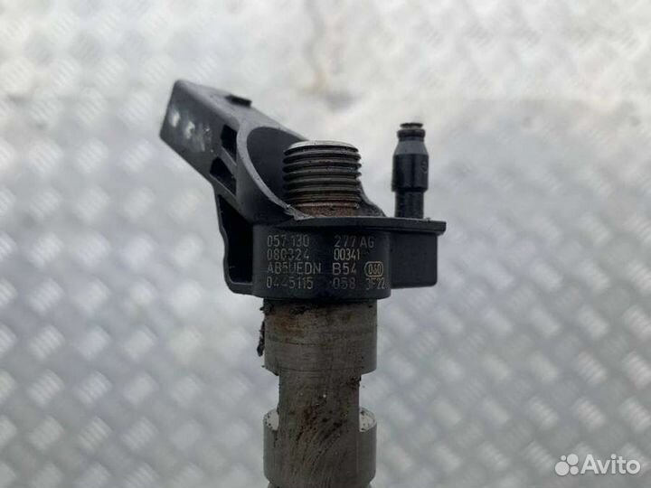 Форсунка Audi A4 B8 3.0 057130277AG